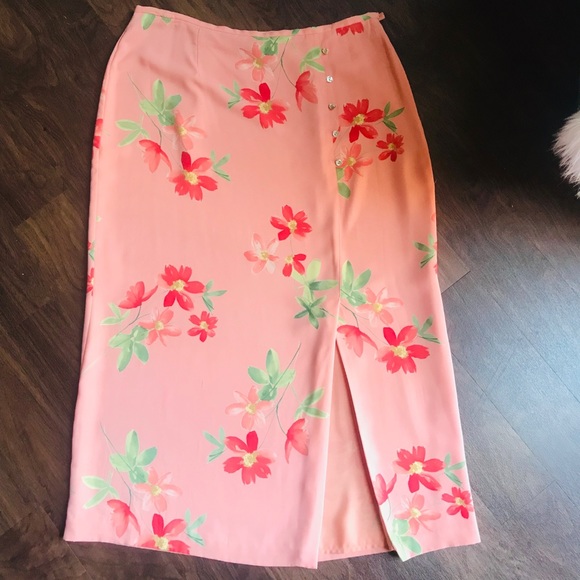 Peach Floral 3/4 Sleeve Blouse & MIDI Skirt Set - Picture 3 of 8